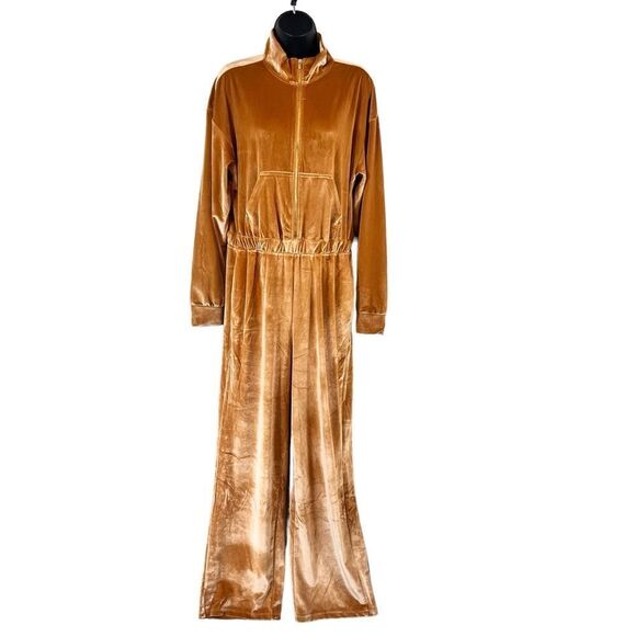 Fabletics Goldenrod Light Honey Velour Velvet Wide Leg Zip Up Jumpsuit - Picture 12 of 12